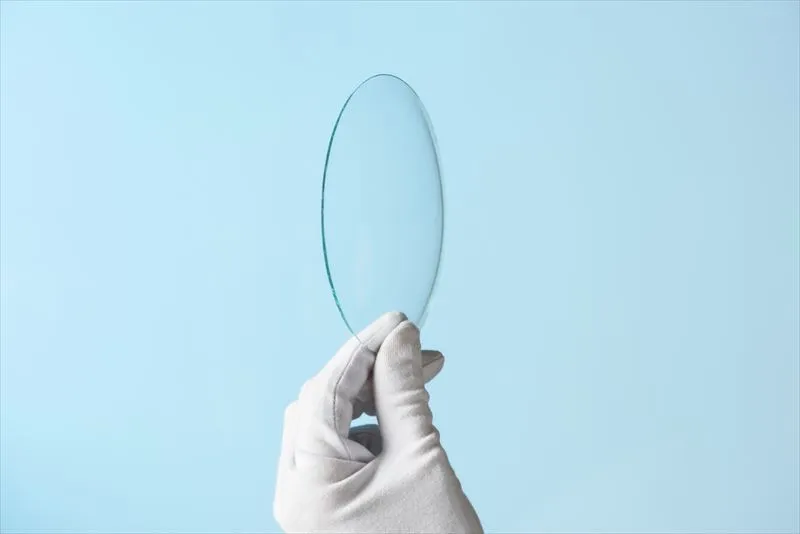 プラスチックレンズの素材の種類